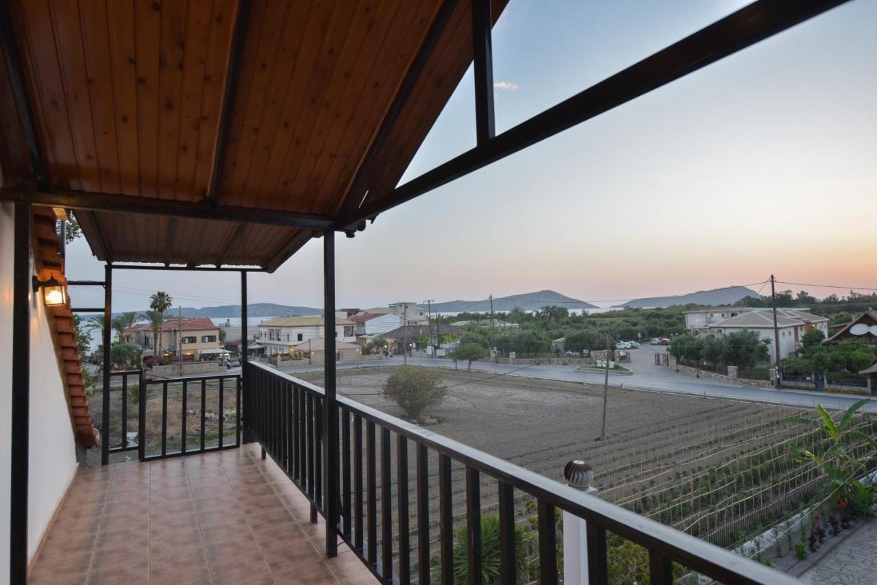 Alexandre Maison Beachfront Gialova Vacation Home Экстерьер фото